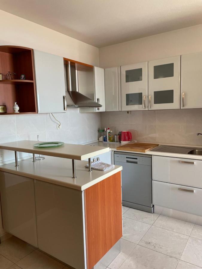 Apartment Iva Podstrana Bagian luar foto